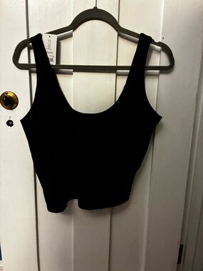 Tommy JohnWomen’s Black Scoop Neck Crop Tank Top